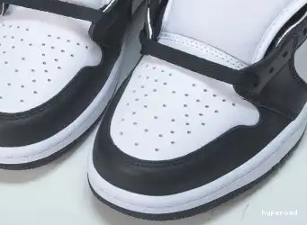 Hyperoad - AIR JORDAN RETRO HIGH 1 'BLACK WHITE' OG 0402
